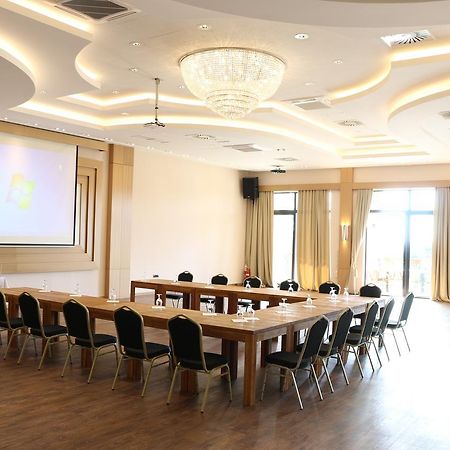 Etno Naselje Vrdnicka Kula Bed & Breakfast Vrdnik Bagian luar foto